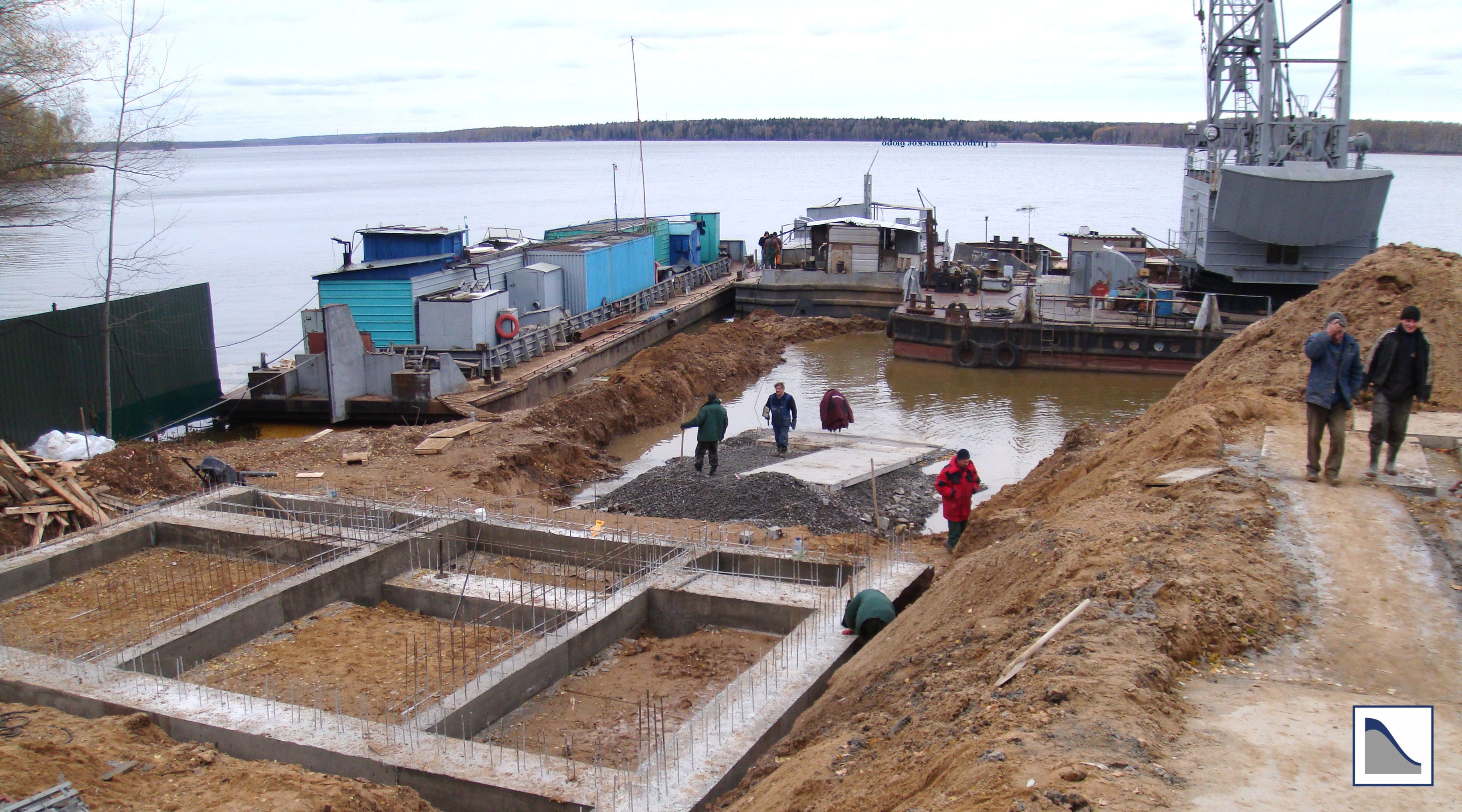 Строительство слипа и эллинга на Пестовском водохранилище (Московская область)